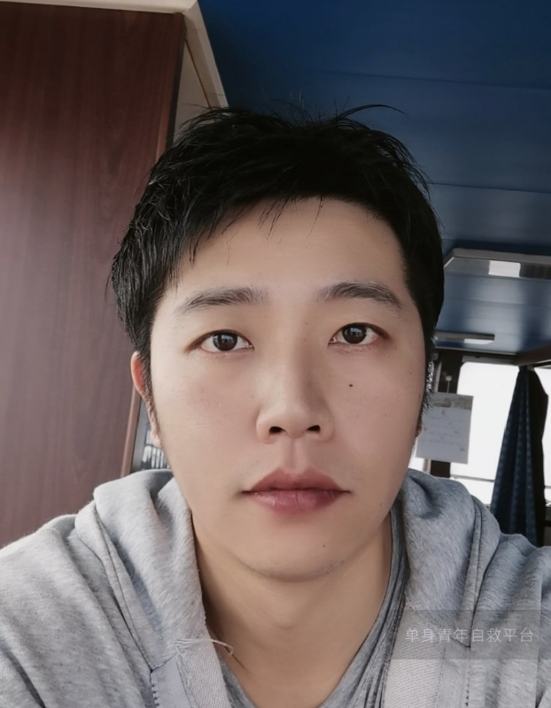 不太帅的男人的第二张照片--宁波蓝颜知己交友网